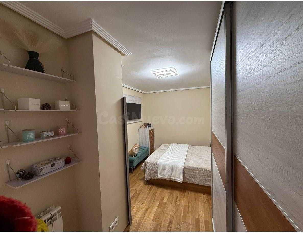 SE VENDE PISO SEMINUEVO EN VALENCIA DE DON JUAN, AMUEBLADO,  - foto 5