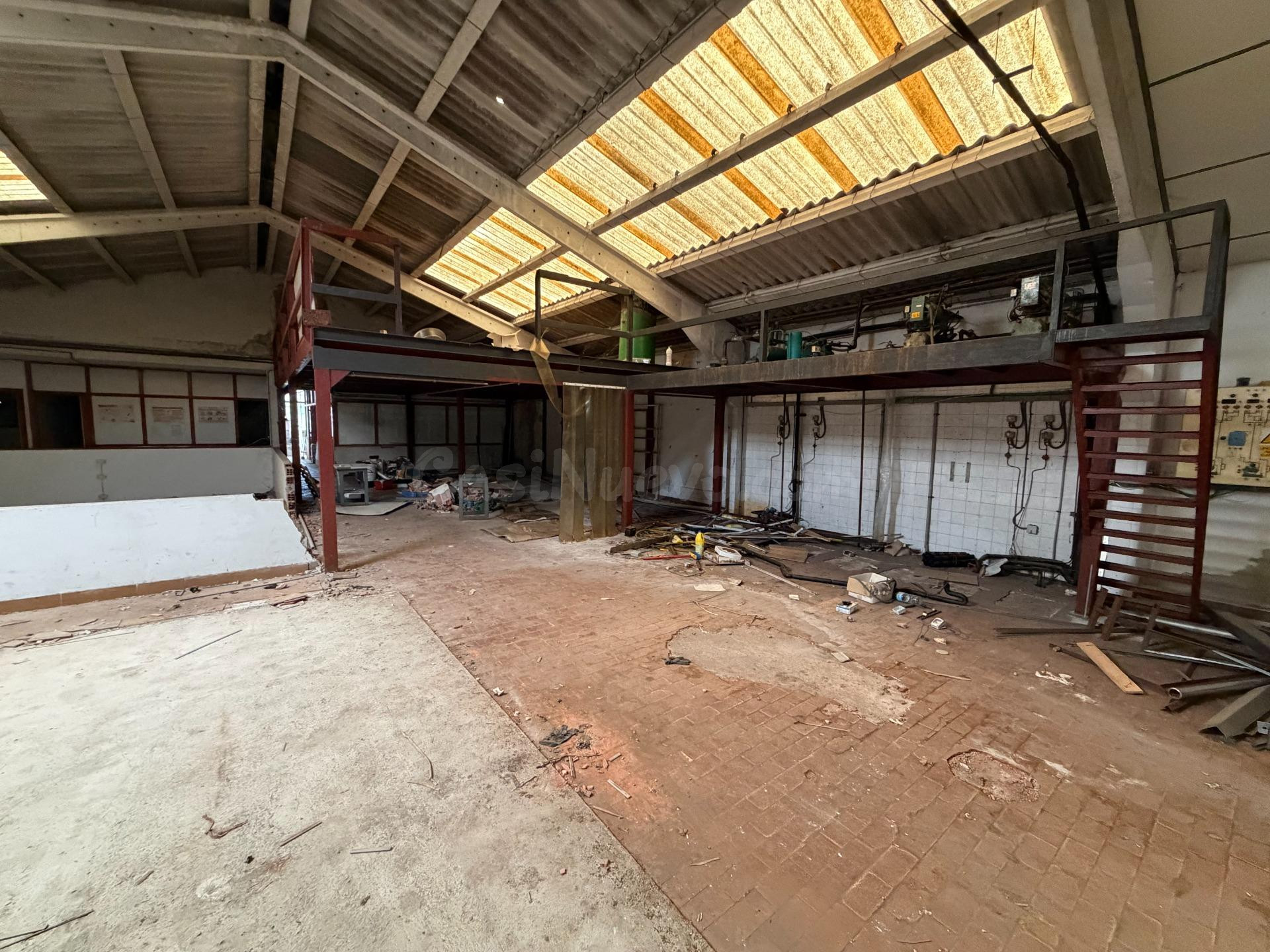 Oportunidad de local/nave para nueva apertura de gran centro - foto 3