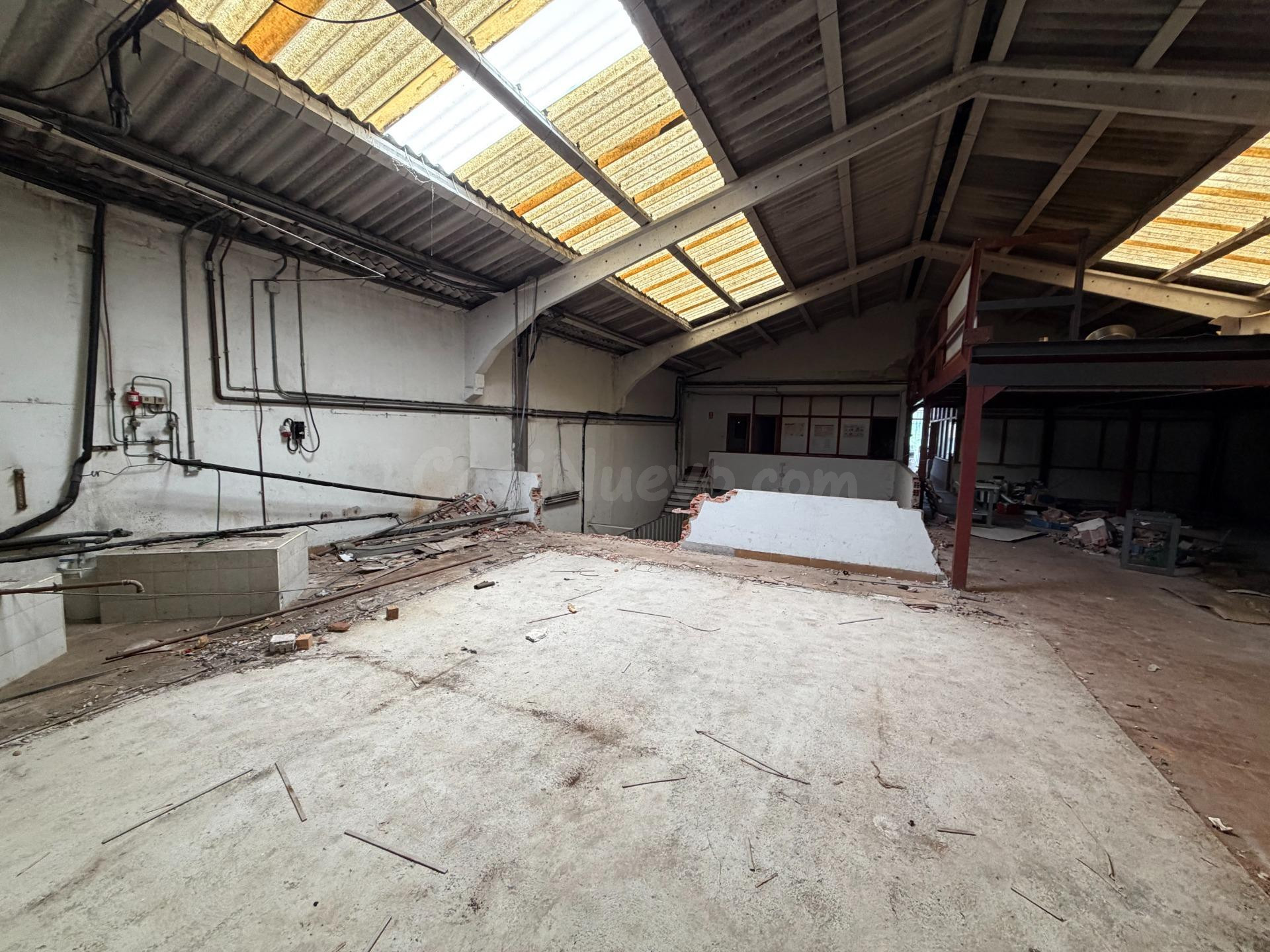 Oportunidad de local/nave para nueva apertura de gran centro - foto 4