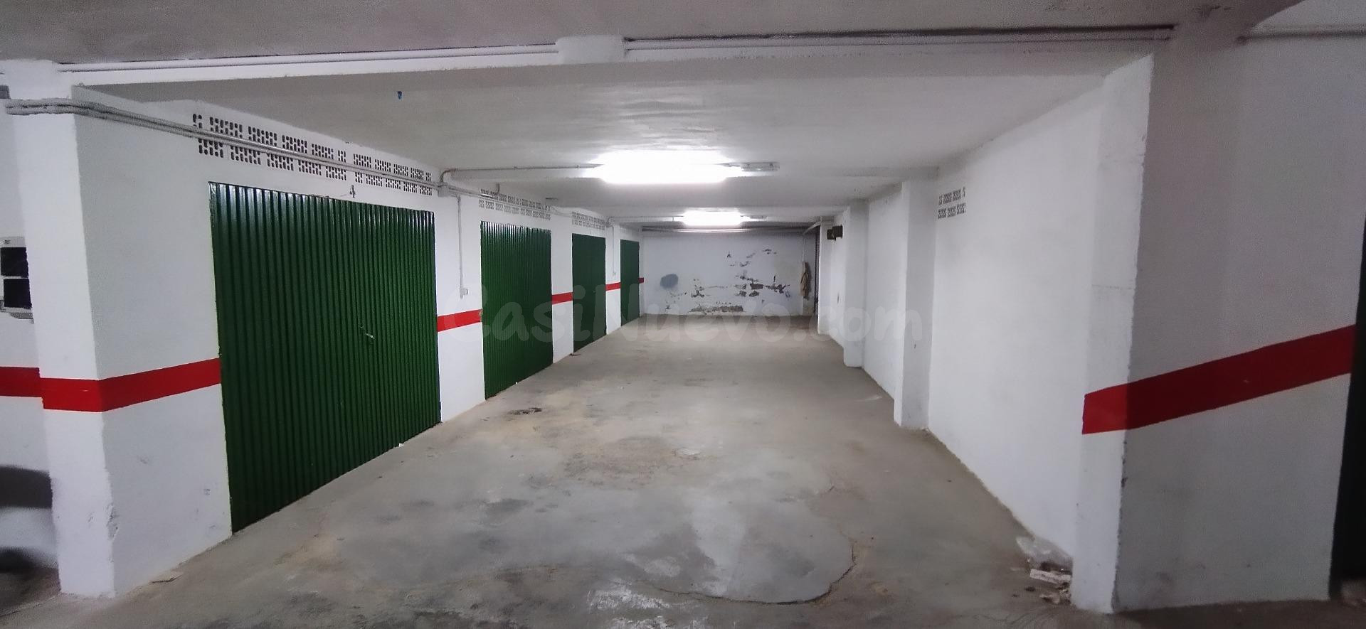 Garaje 15m² en alquiler - Barrio nuevo pozo