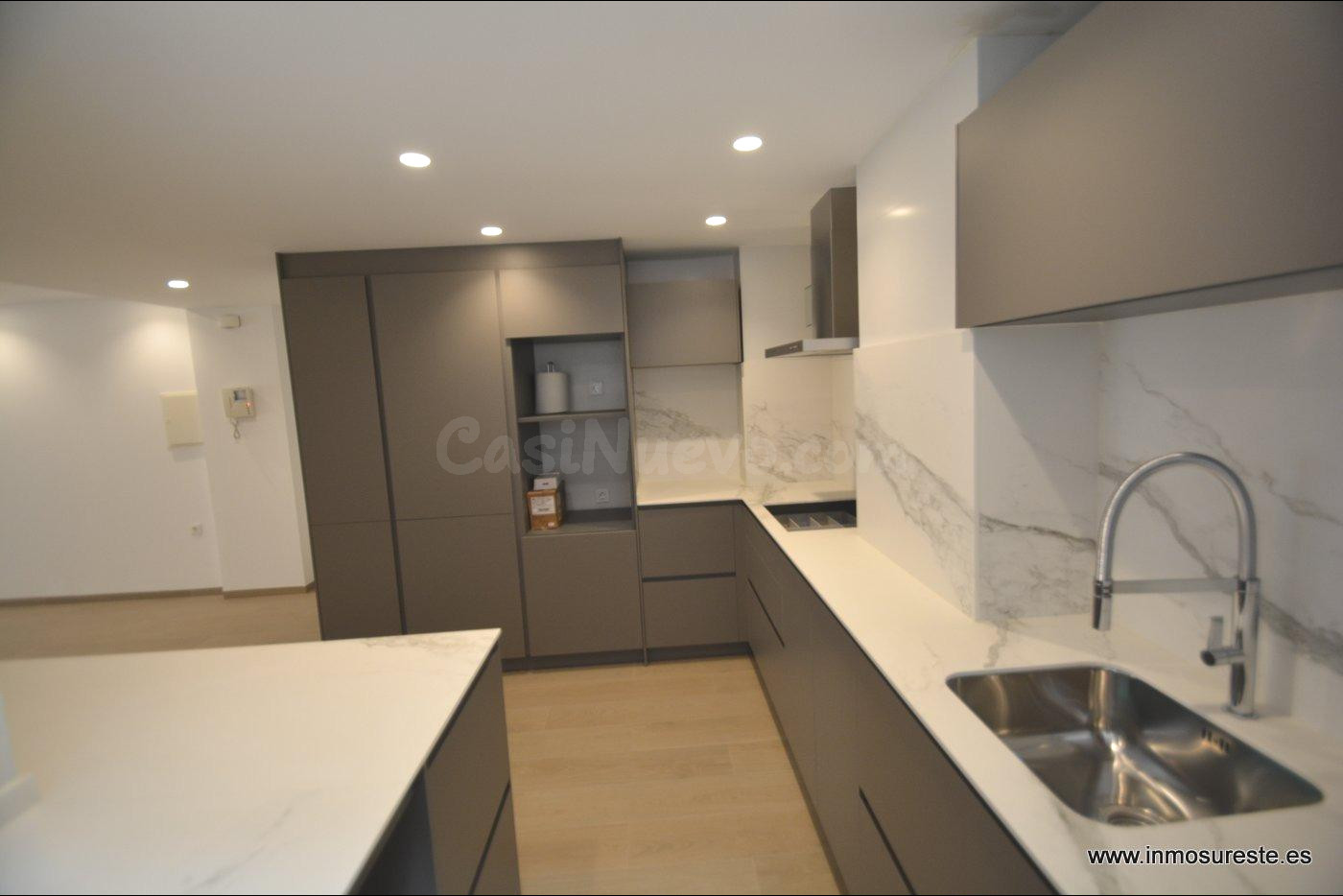 Amplio y moderno piso totalmente reformado en de Los Andenes - foto 5