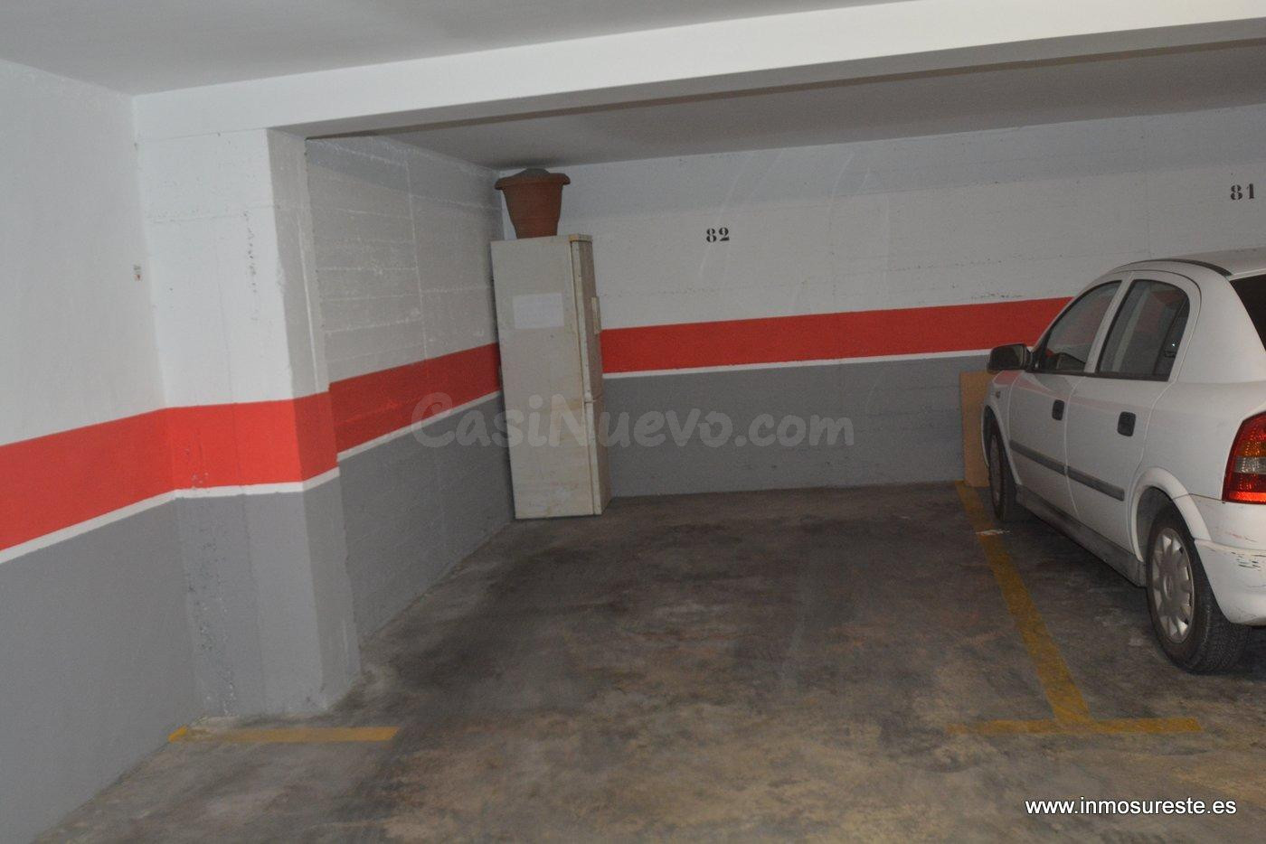 Plaza de garaje en Orihuela, zona Avda. de la Vega con José 
