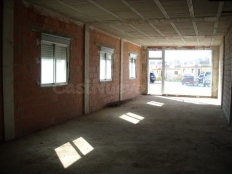 Local comercial 80m² en venta - Urbanización tierra del sol - foto 5