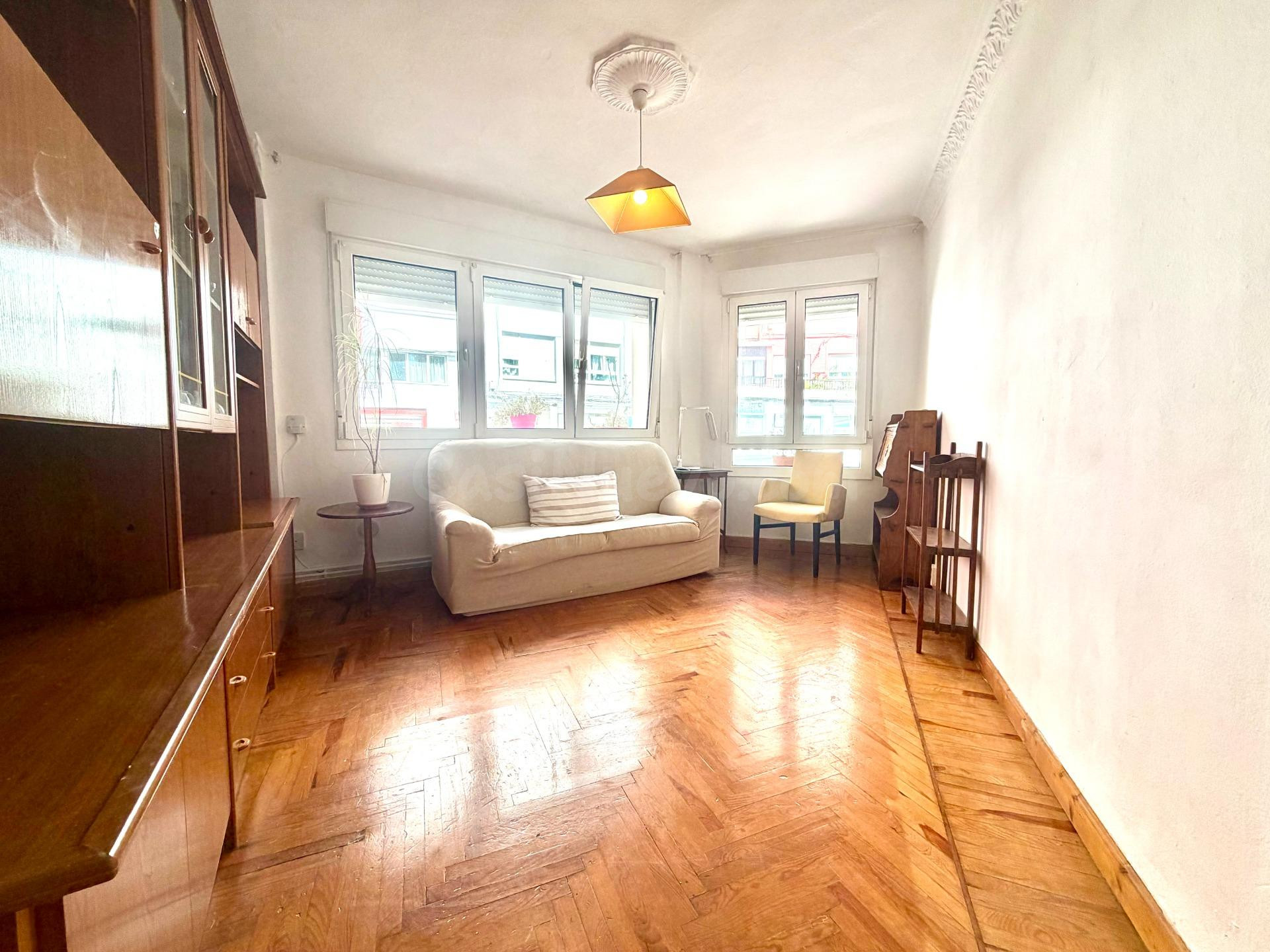 Piso en Santander a 7 min del Ayuntamiento, con gran potenci - foto 2