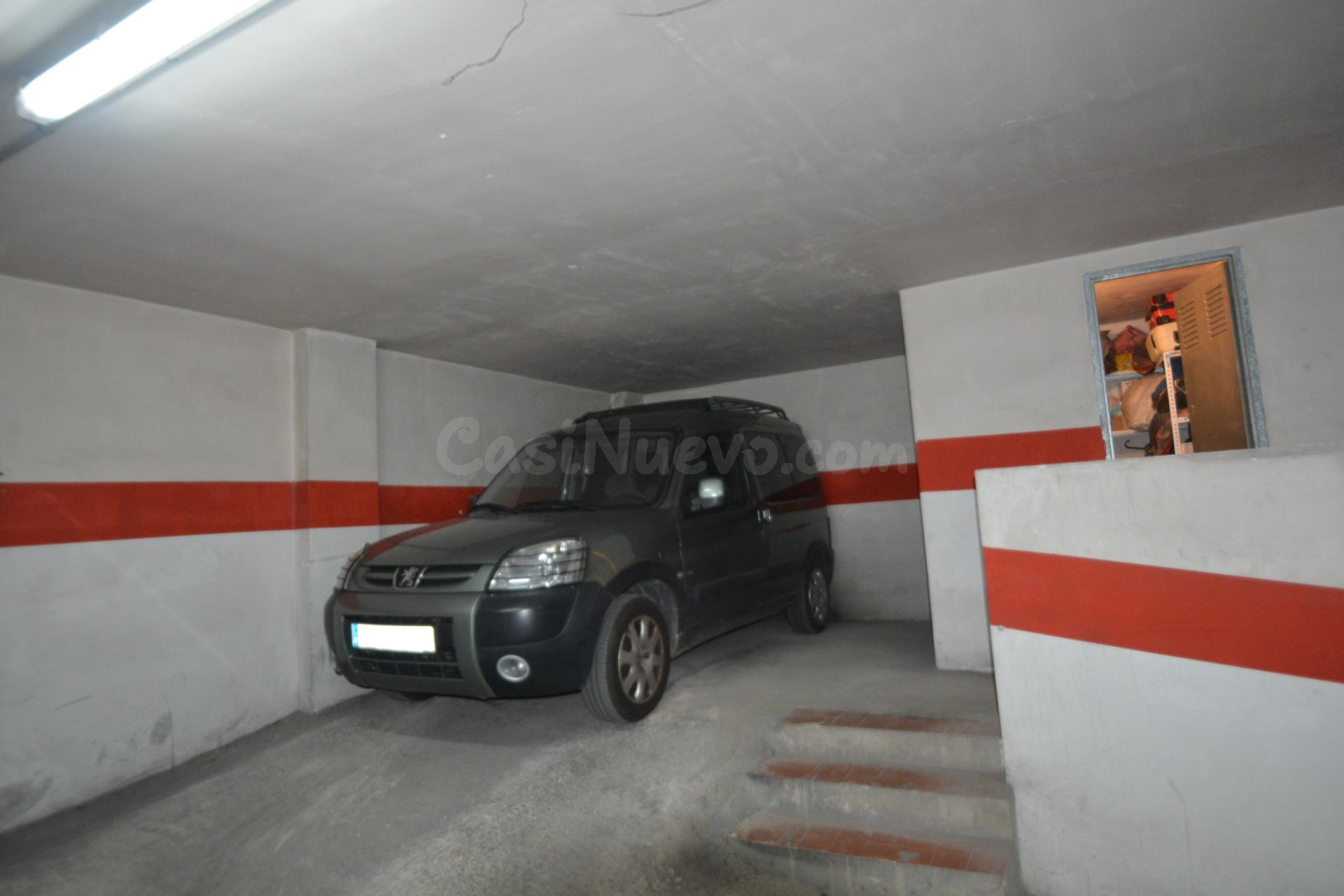 ¡Novedad! Plaza de garaje y trastero en Orihuela, zona Avda. - foto 2