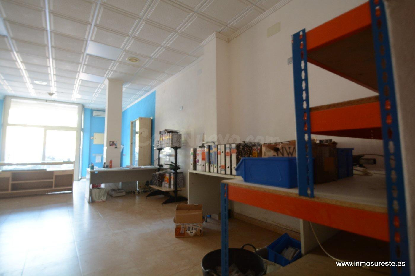 Alquiler de local comercial en Orihuela, frente a la Plaza d - foto 3