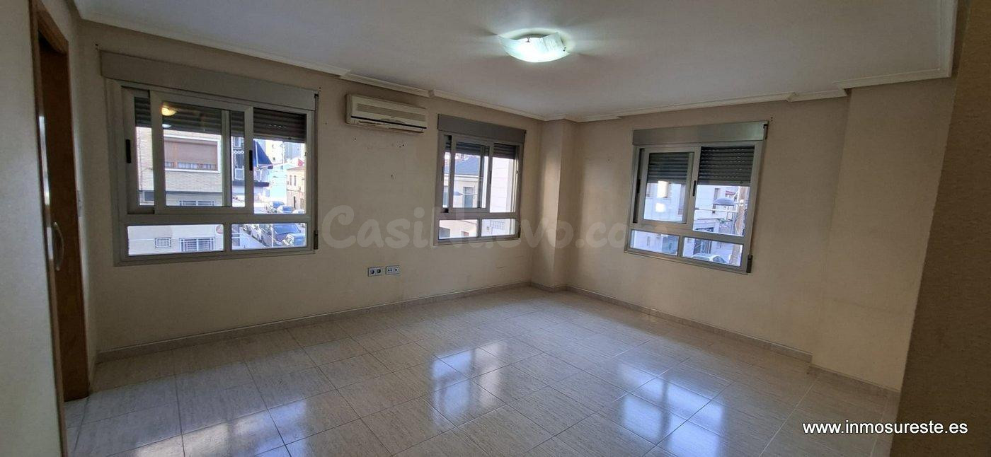 Alquiler de piso en Orihuela, zona centro, junto al nuevo Su - foto 5