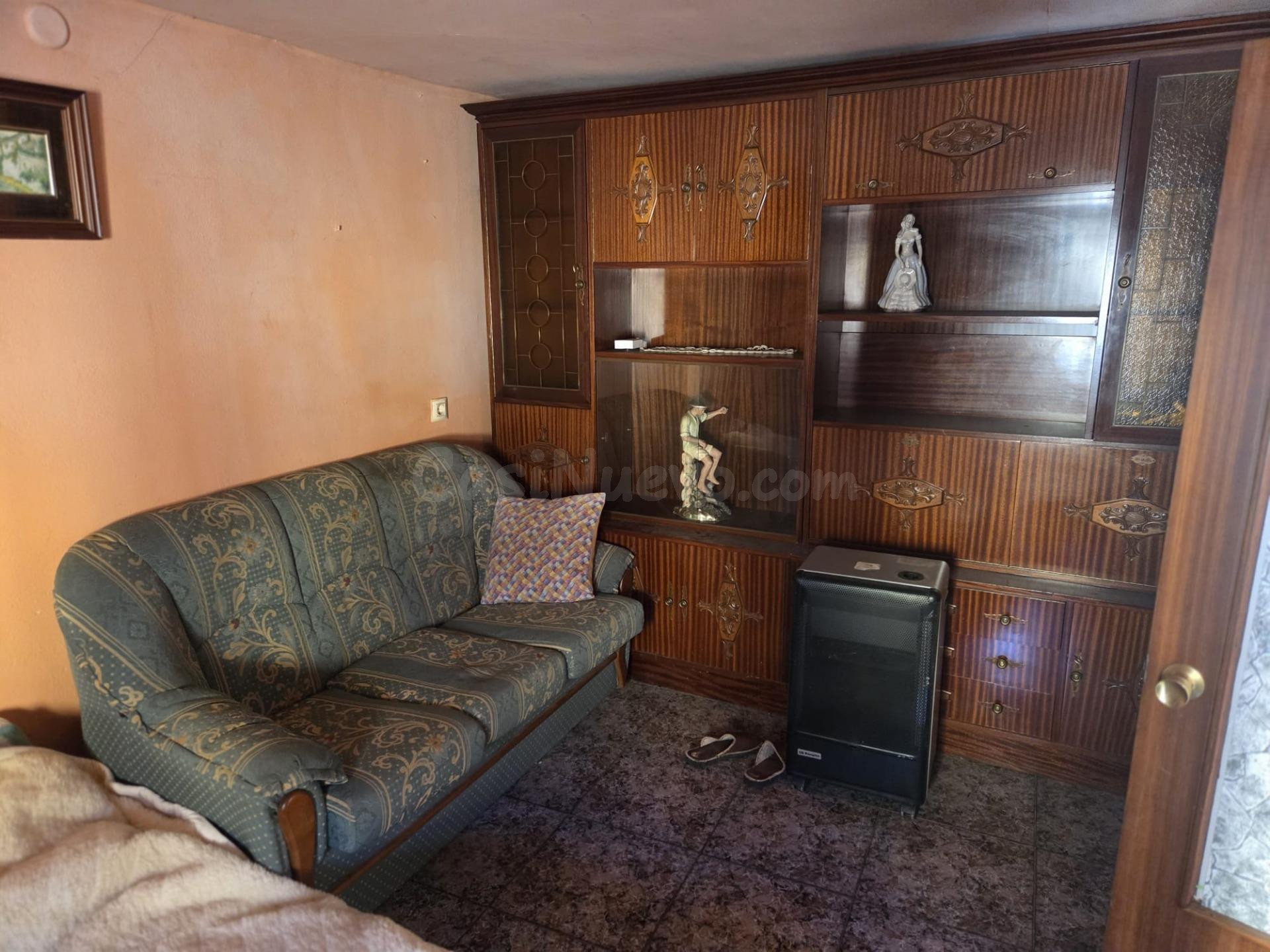 SE VENDE CASA EN GORDONCILLO DE DOS PLANTAS, PARA REFORMAR,  - foto 2