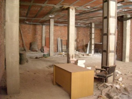 Local comercial 313m² en alquiler - Barrio la caverina - foto 3