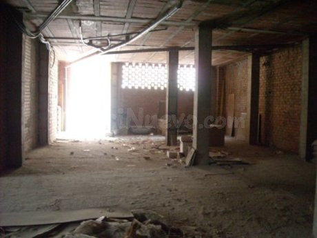Local comercial 313m² en alquiler - Barrio la caverina - foto 4