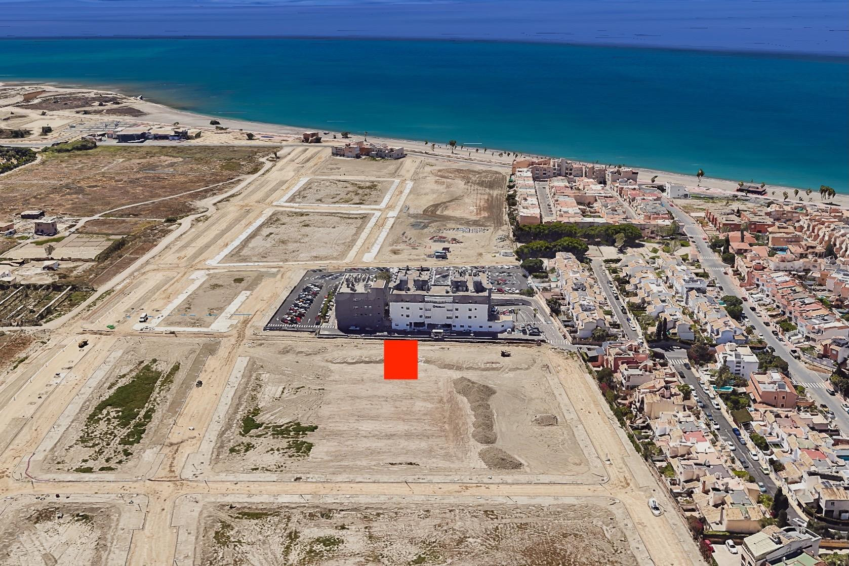 Exclusivo solar en Nueva Almería (Frente a HLA Mediterráneo) - foto 2