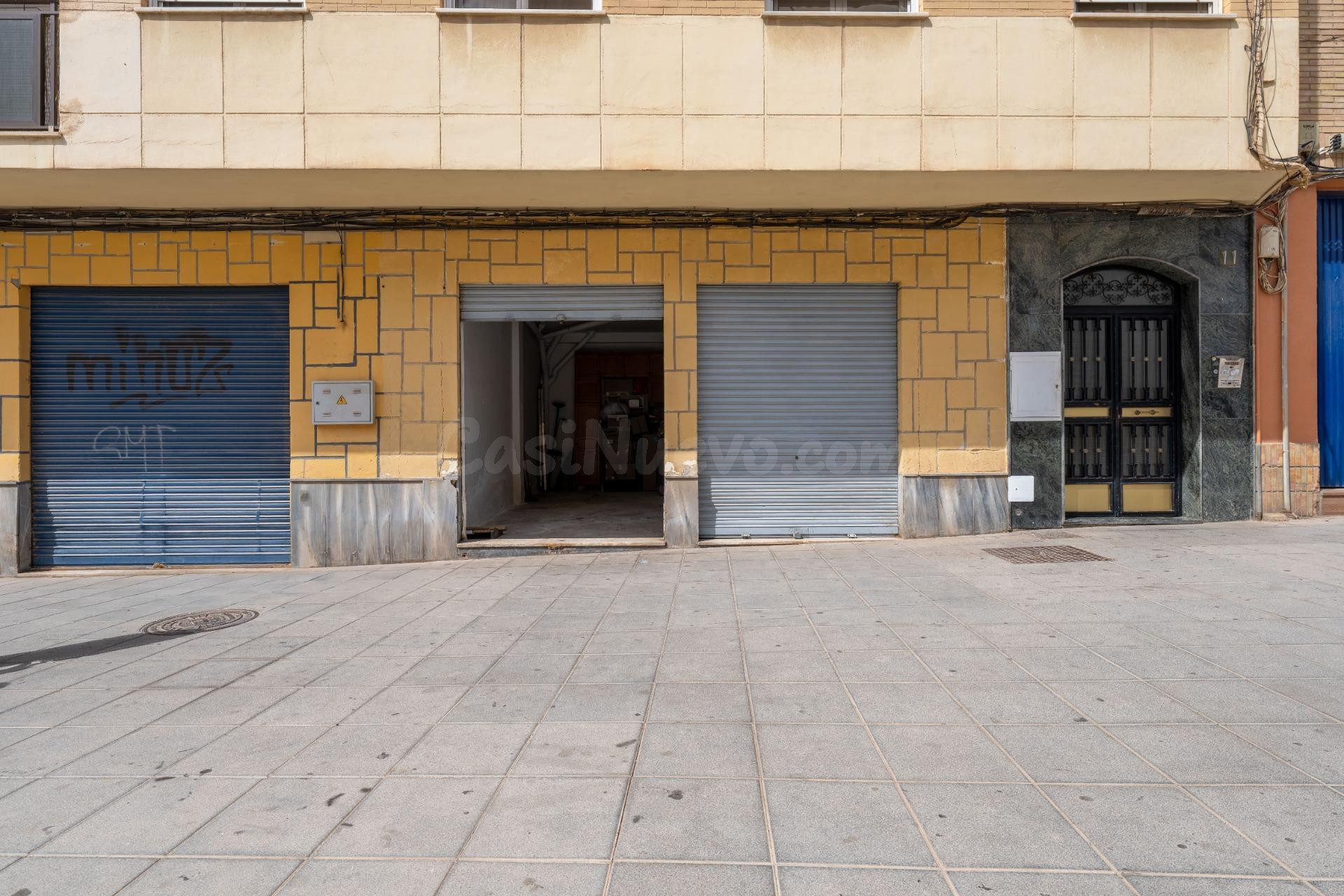 GARAJE DE 38 M2 PARA COCHE GRANDE Y COCHE PEQUEÑO - foto 3