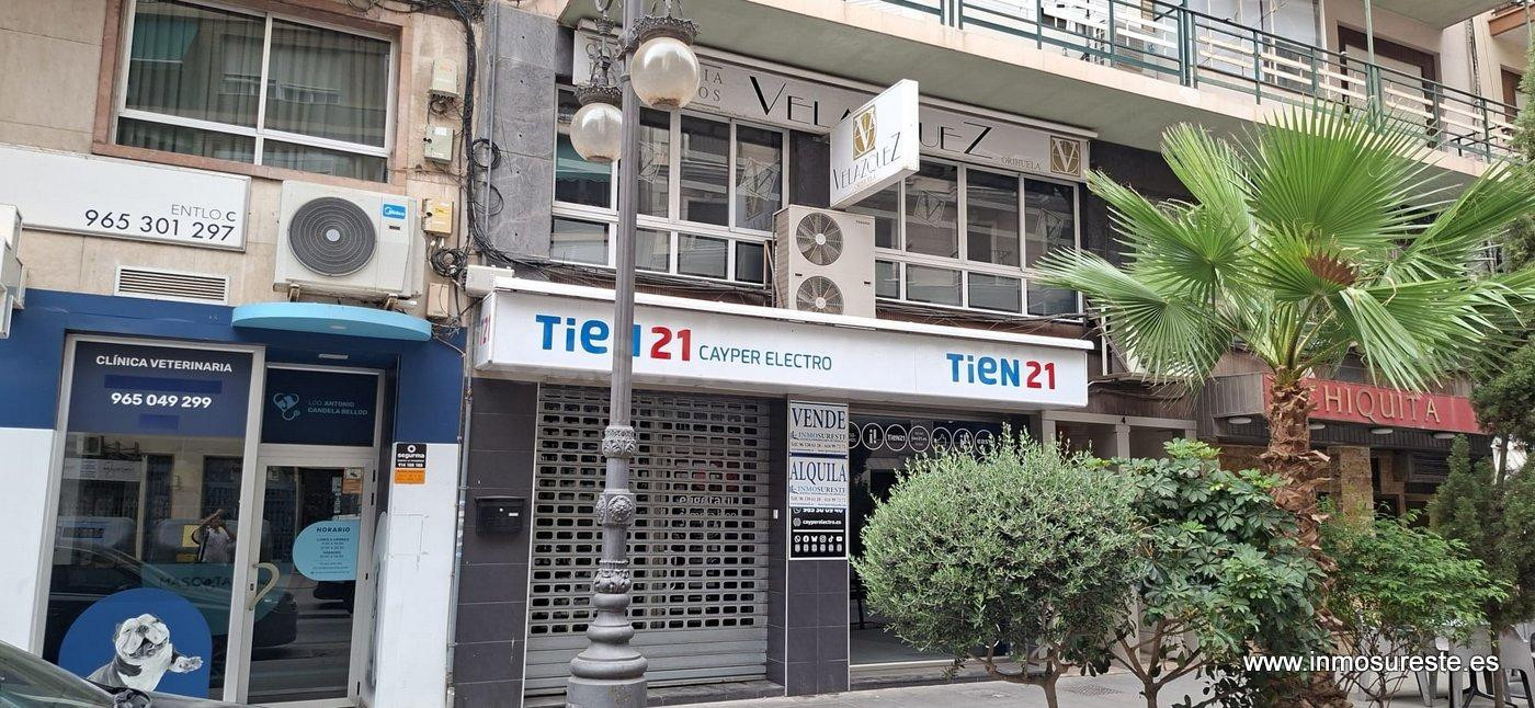Local comercial a la venta en el centro de Orihuela, con 113 - foto 2