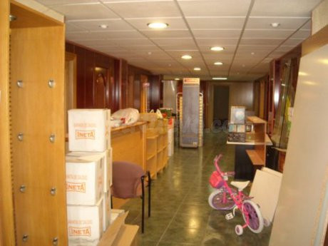 Local comercial 180m² en alquiler - Calasparra