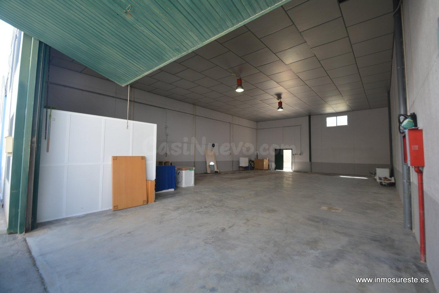 Venta de nave industrial en Polígono Puente Alto, con 240 m2 - foto 5