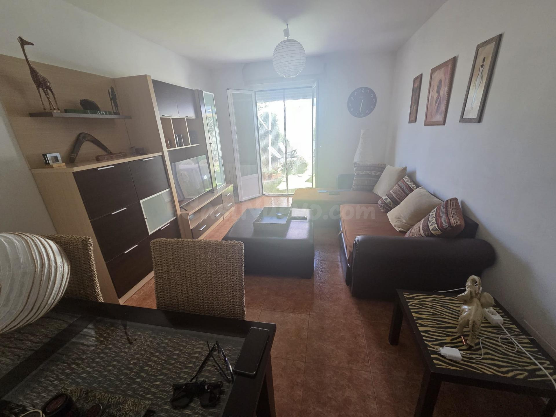 Se vende chalet adosado en Benamariel, en urbanización con p - foto 2