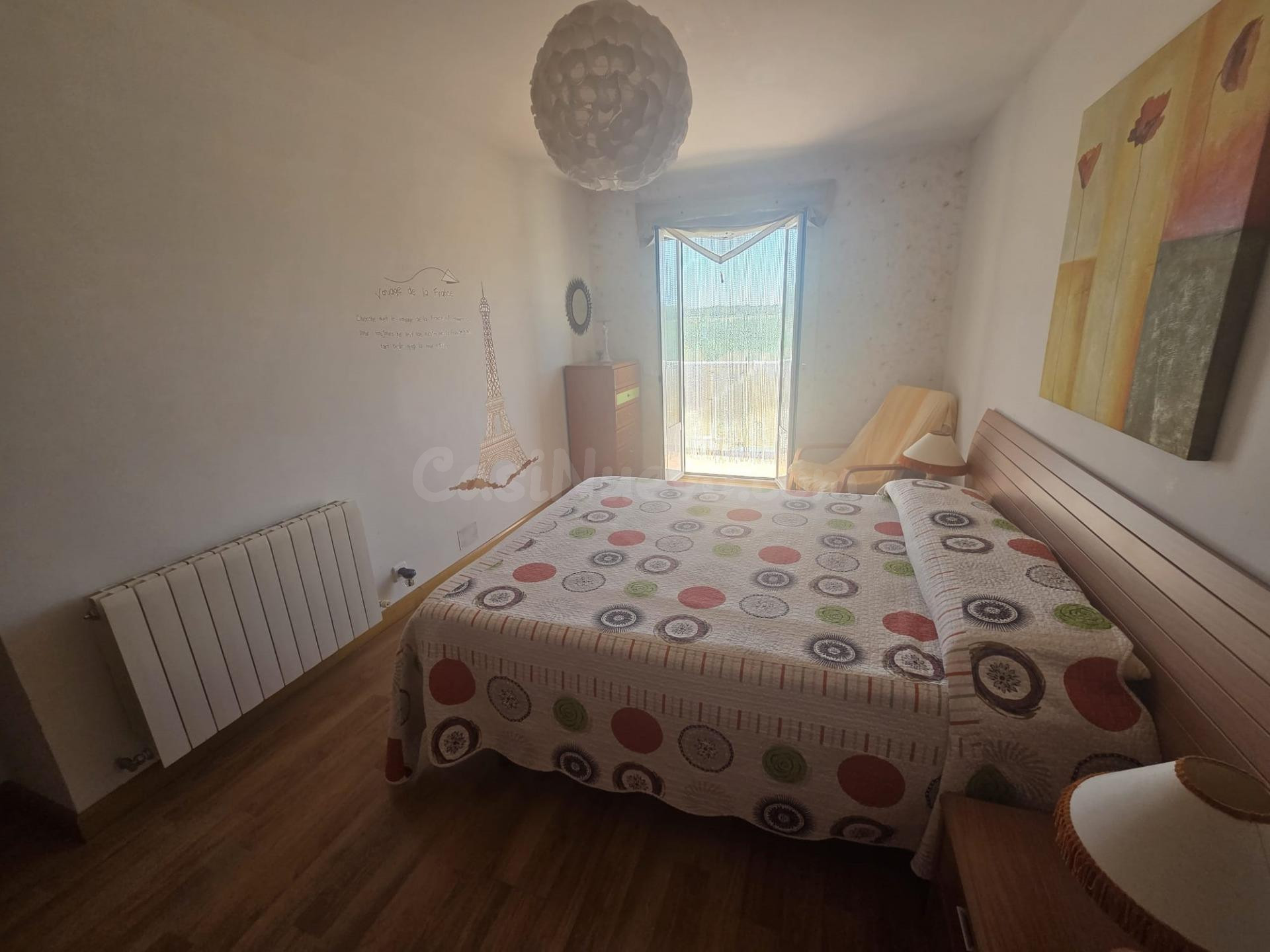 Se vende chalet adosado en Benamariel, en urbanización con p - foto 4