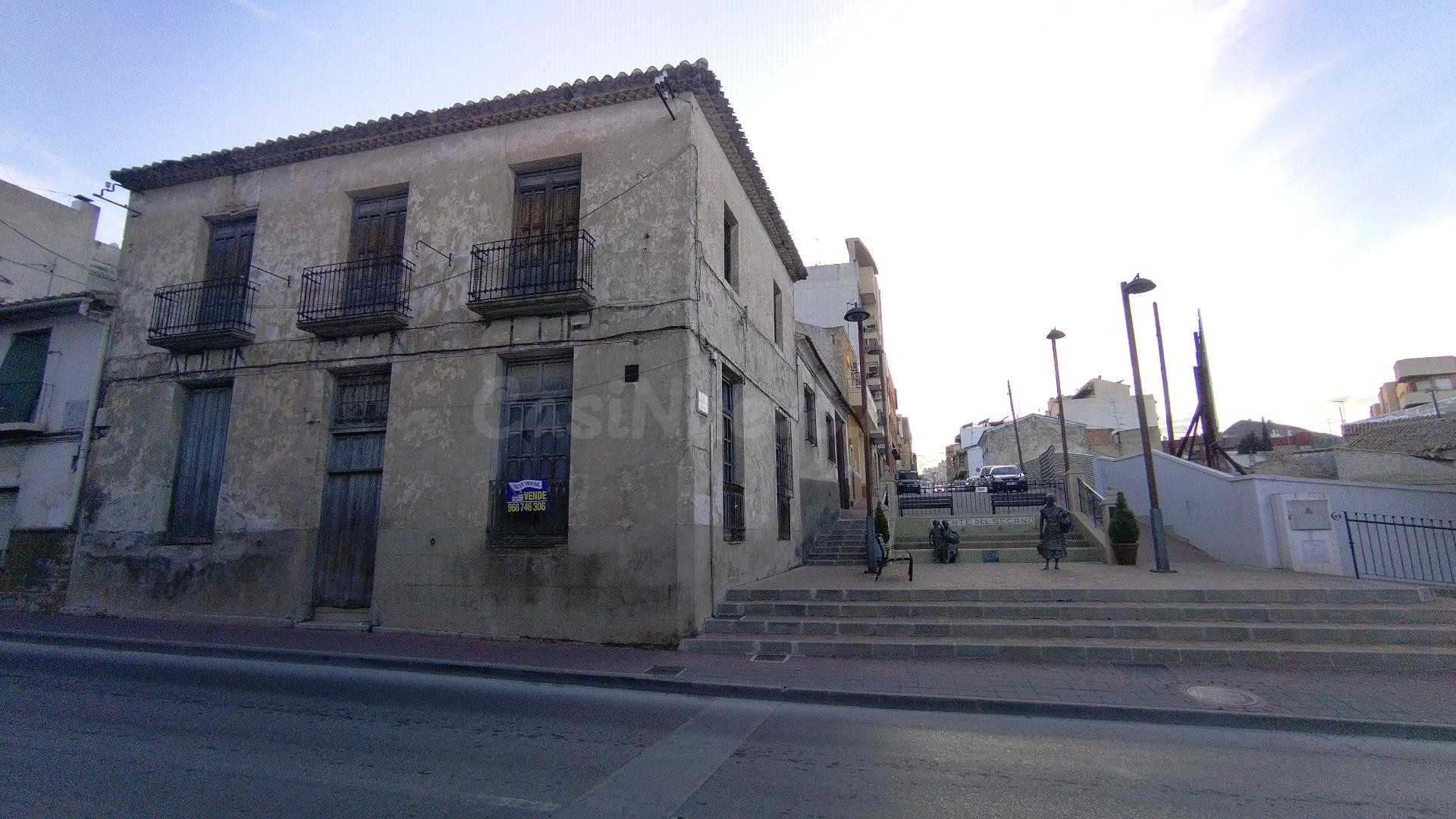 Casa 574m² en venta - Barrio la caverina