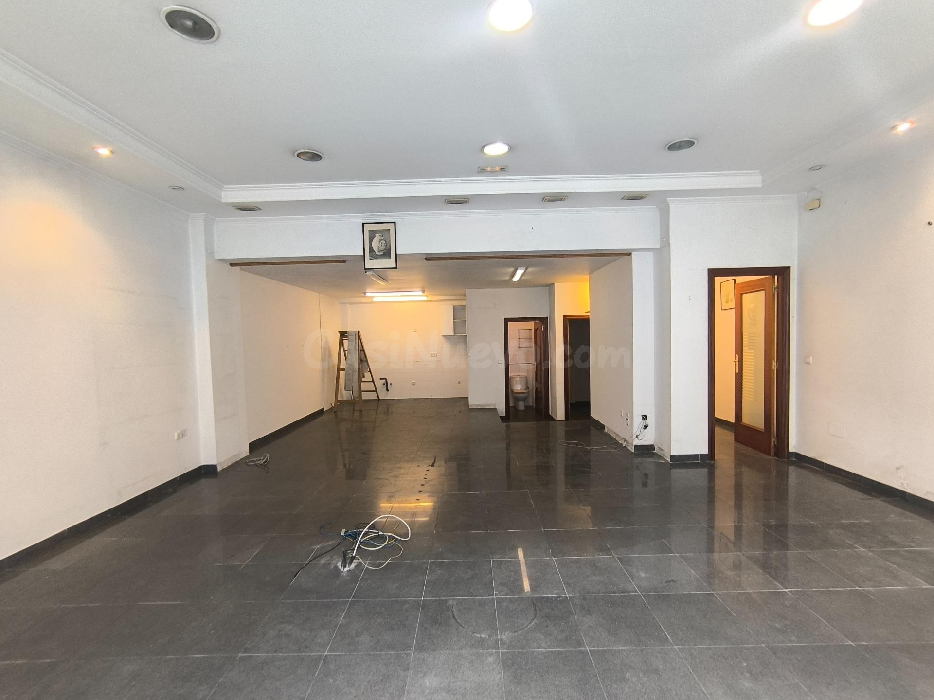 LOCAL COMERCIAL EN SANTIAGO