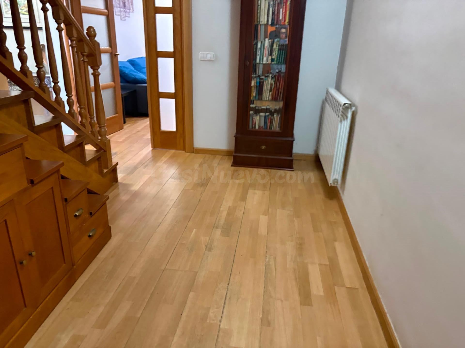 SE VENDE DÚPLEX DE 128 M2, 4 HAB., SALÓN, COCINA, 2 BAÑOS, D - foto 2