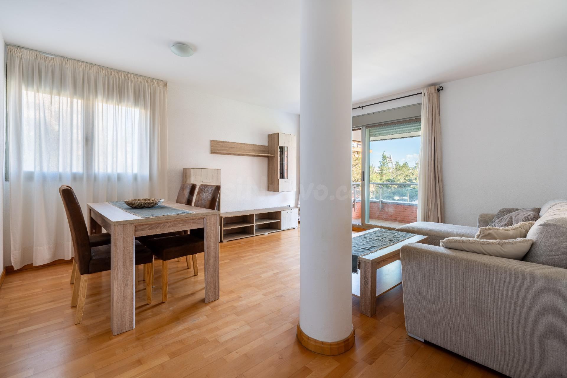 Amplio y moderno piso en  zona La Goleta - foto 4