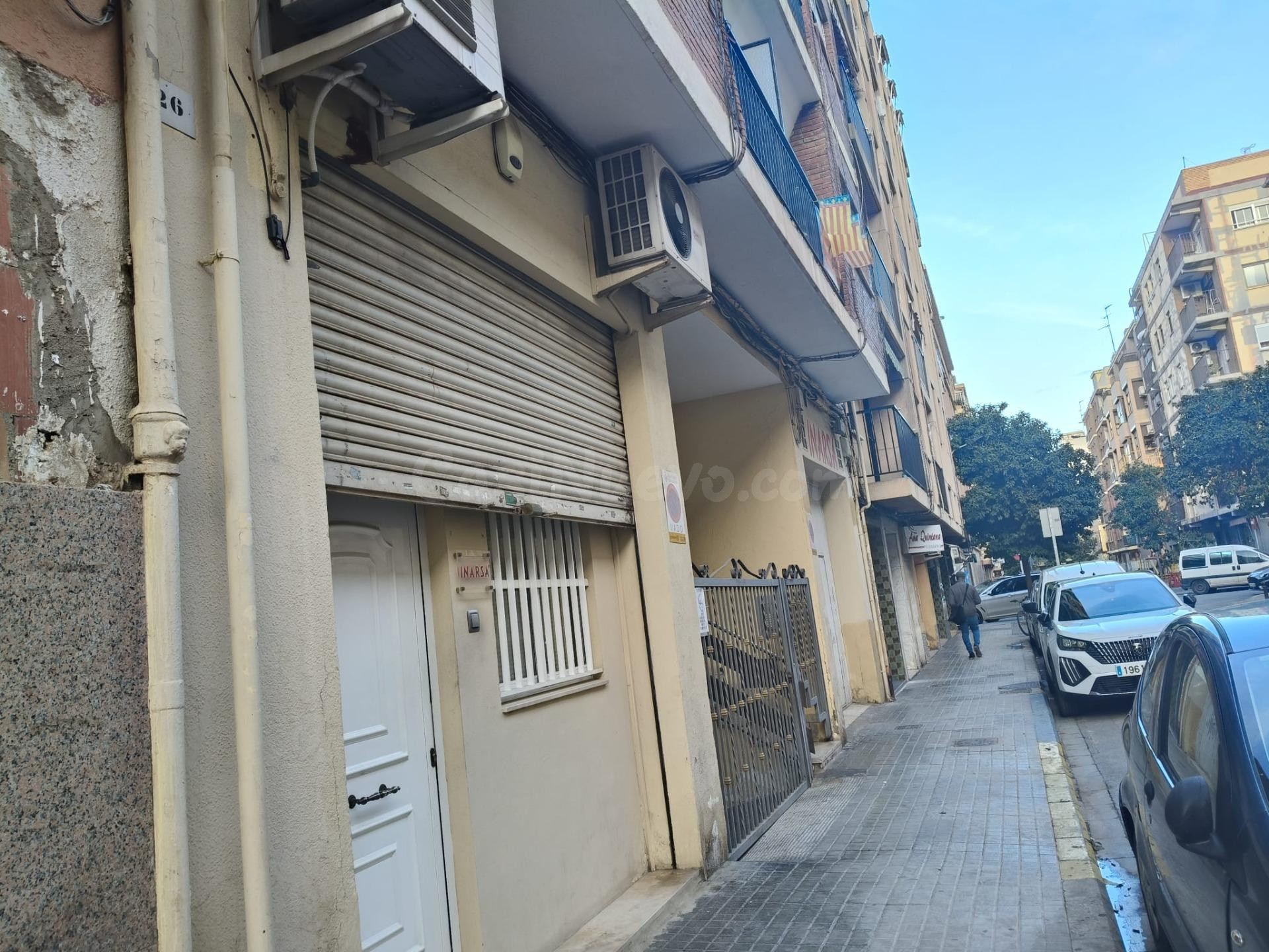 Se vende local comercial en Torrefiel - foto 4