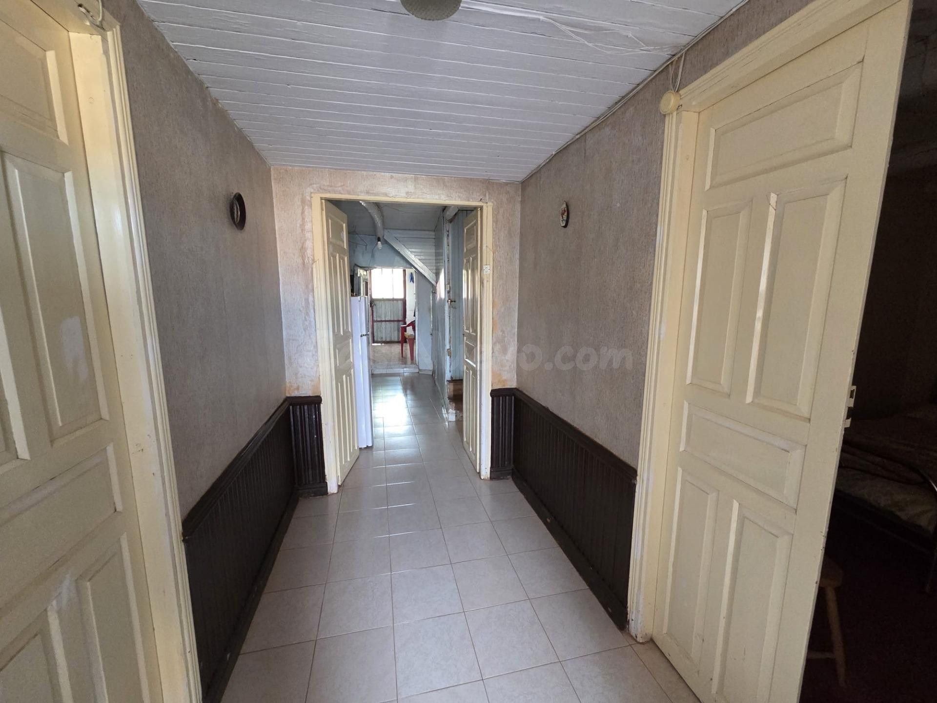 SE VENDE CASA DE PUEBLO EN VILLABRAZ (LEÓN), NECESITA REFORM - foto 2