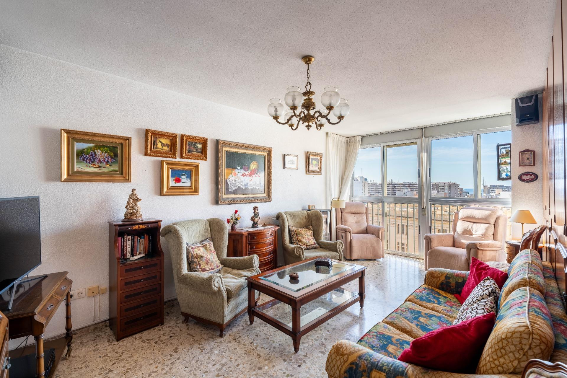 Vivienda con vistas espectaculares en el centro de Almería - foto 4