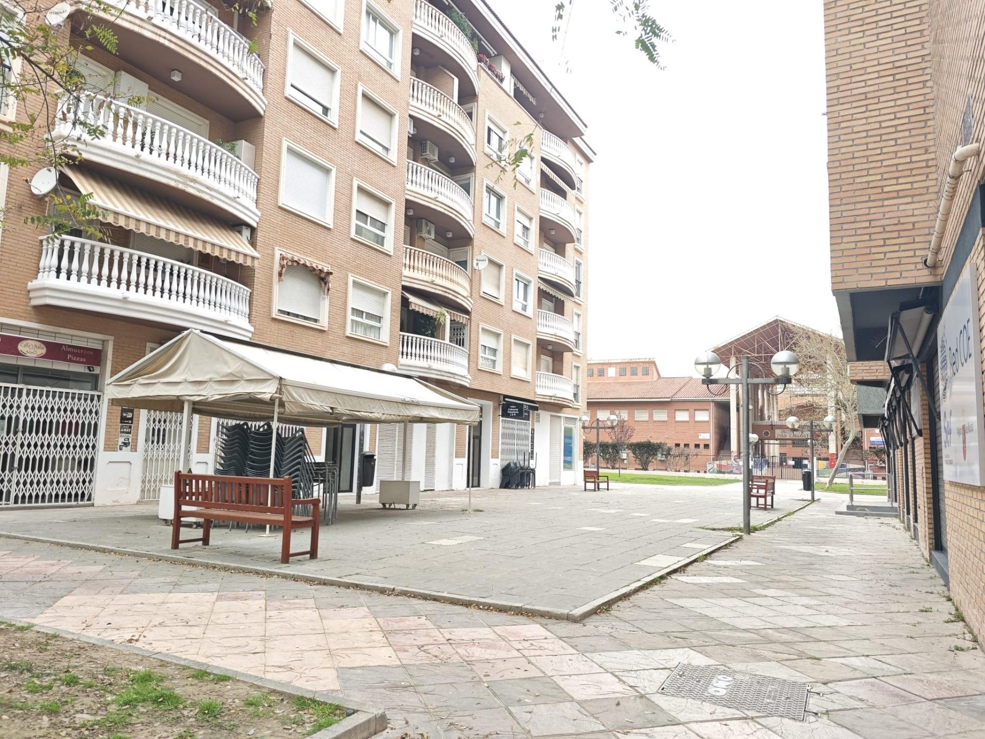 Cafetería en el corazón de Juan Carlos I - foto 2