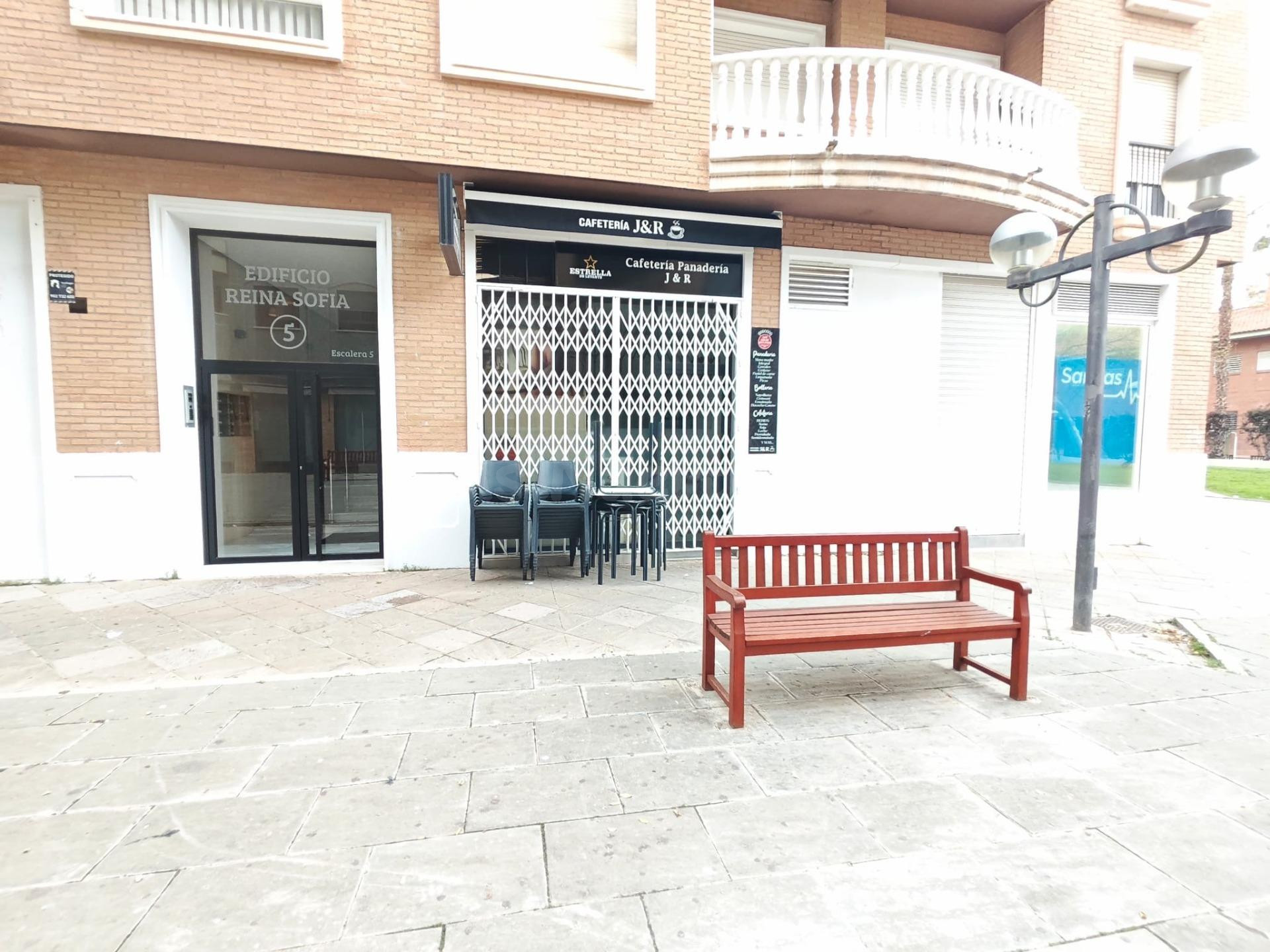 Cafetería en el corazón de Juan Carlos I - foto 3