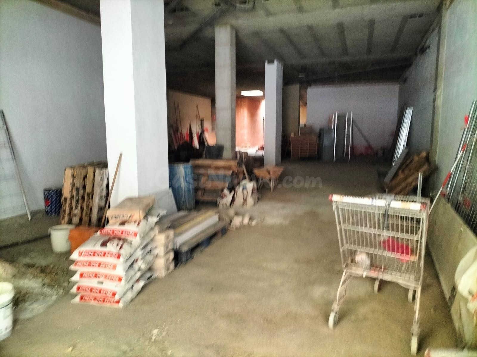 MAGNÍFICO LOCAL DE 375 M2 EN PATRAIX JUNTO A TRÁFICO - foto 4