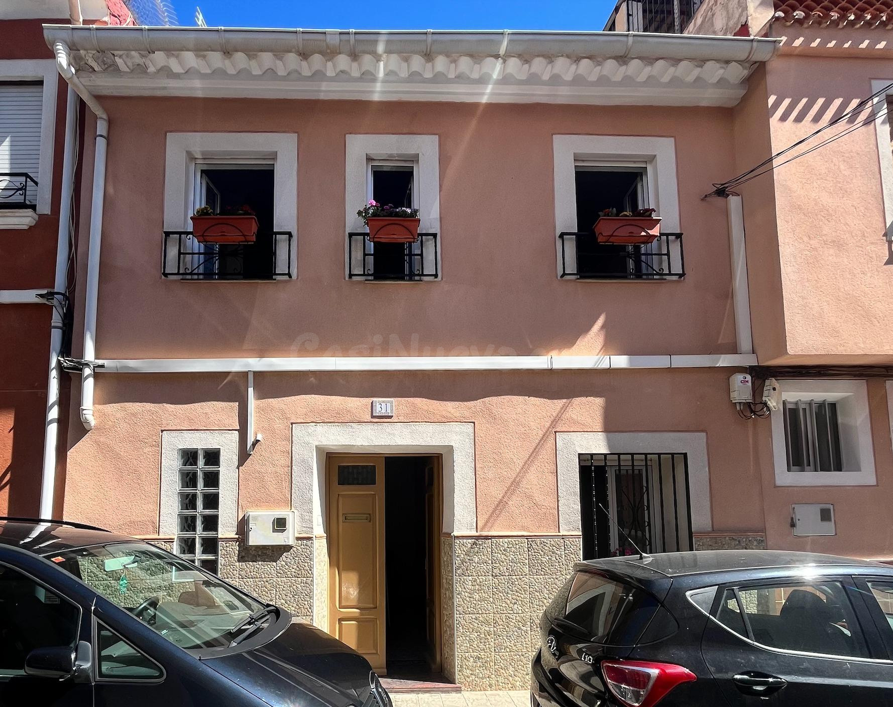 Casa de pueblo reformada con patio andaluz y chimenea | 4 do