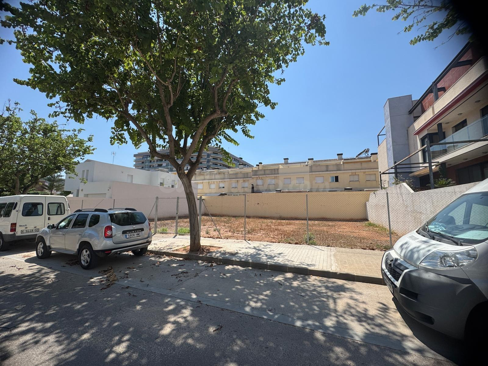 ¡Gran oportunidad para construir en zona urbana consolidada!