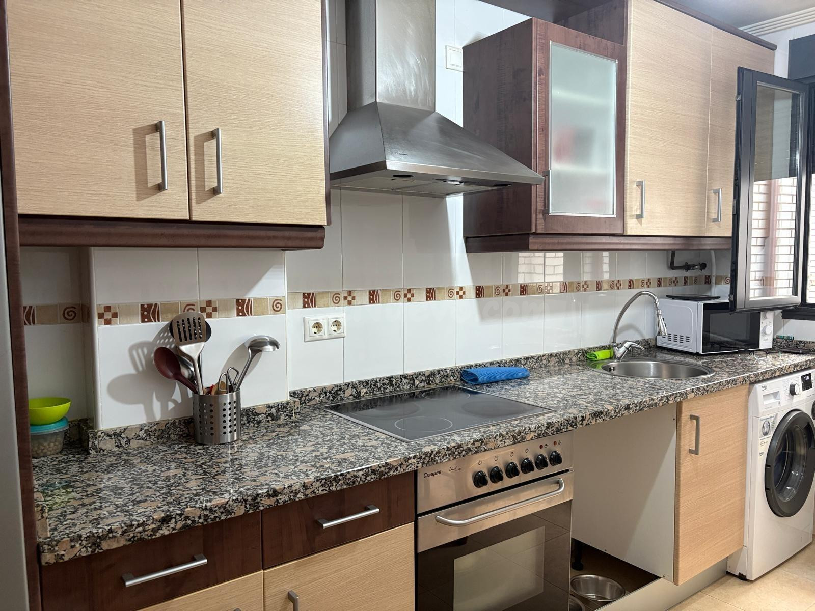 SE VENDE PISO SEMINUEVO EN VALENCIA DE DON JUAN (LEÓN), COCI