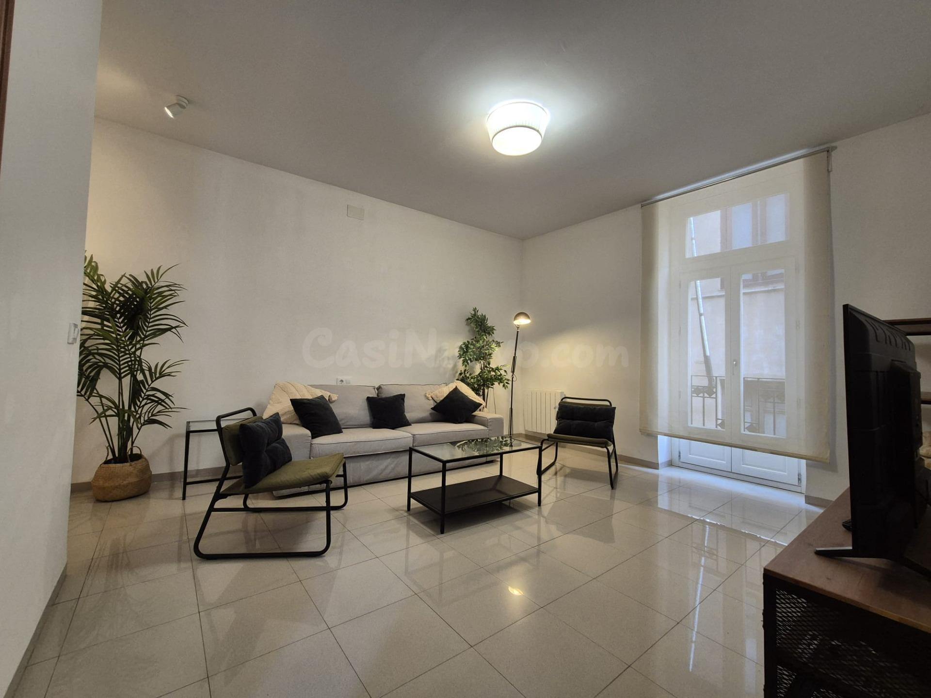ALQUILER DE VIVIENDA DE 4 habitaciones JUNTO AL AYUNTAMIENTO