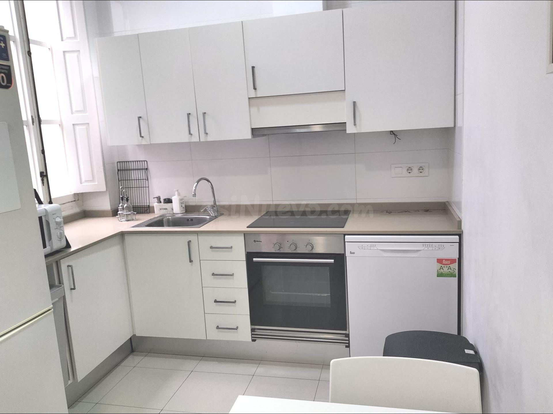 ALQUILER DE VIVIENDA DE 4 habitaciones JUNTO AL AYUNTAMIENTO - foto 5