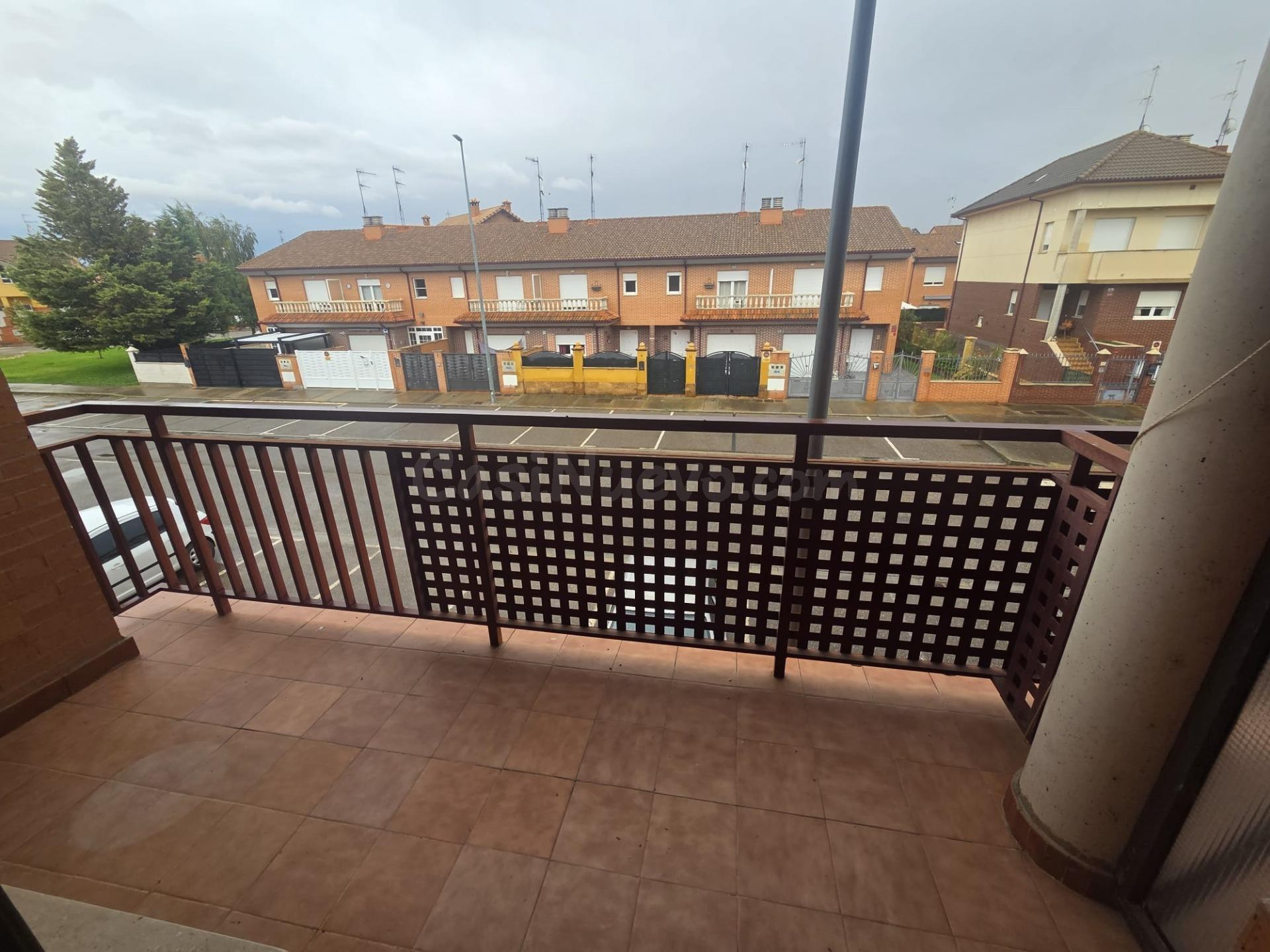 SE VENDE APARTAMENTO DE UN DORMITORIO EN VALENCIA DE DON JUA - foto 3