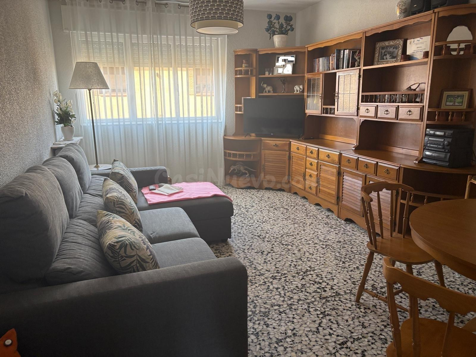 SE VENDE APARTAMENTO DE 73 M2 EN VALENCIA DE DON JUAN, AMUEB
