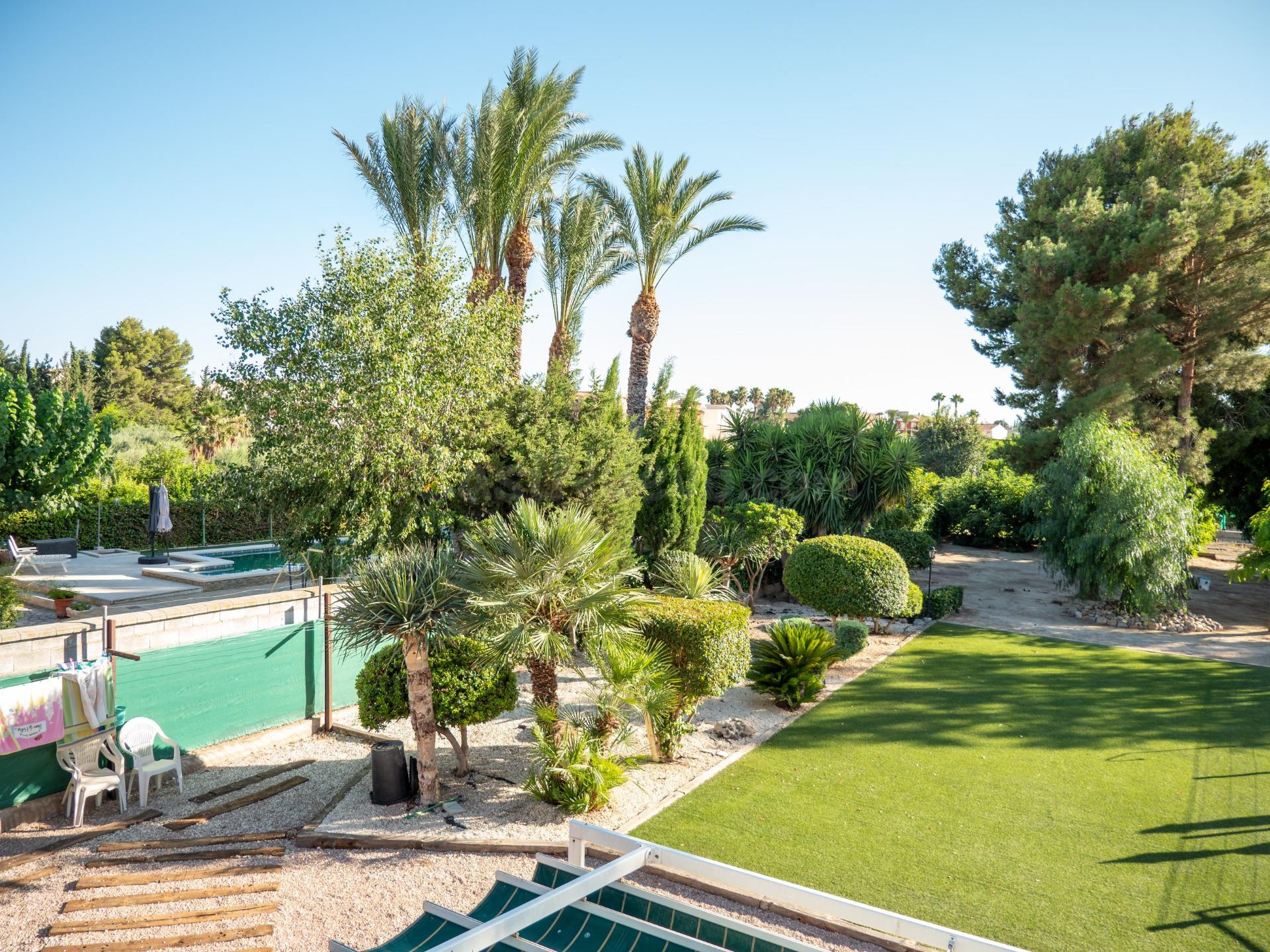 FINCA SINGULAR 5.180 m2 CON PISCINA, 4 UNIDADES RESIDENCIALE - foto 5