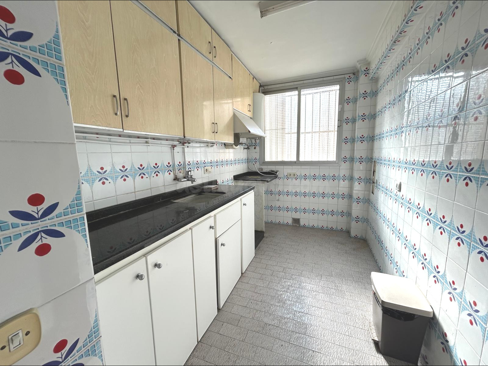 AMPLIA VIVIENDA DE 3 habitaciones Y 2 BAÑOS JUNTO AL RÍO - foto 2
