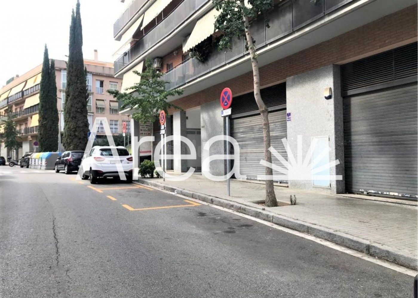 Local comercial en venta en calle Dinamarca - foto 2