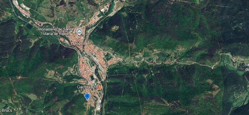 PARCEL.LA  a Urb Caselles de Ripoll (Girona) amb vistes pano - foto 2