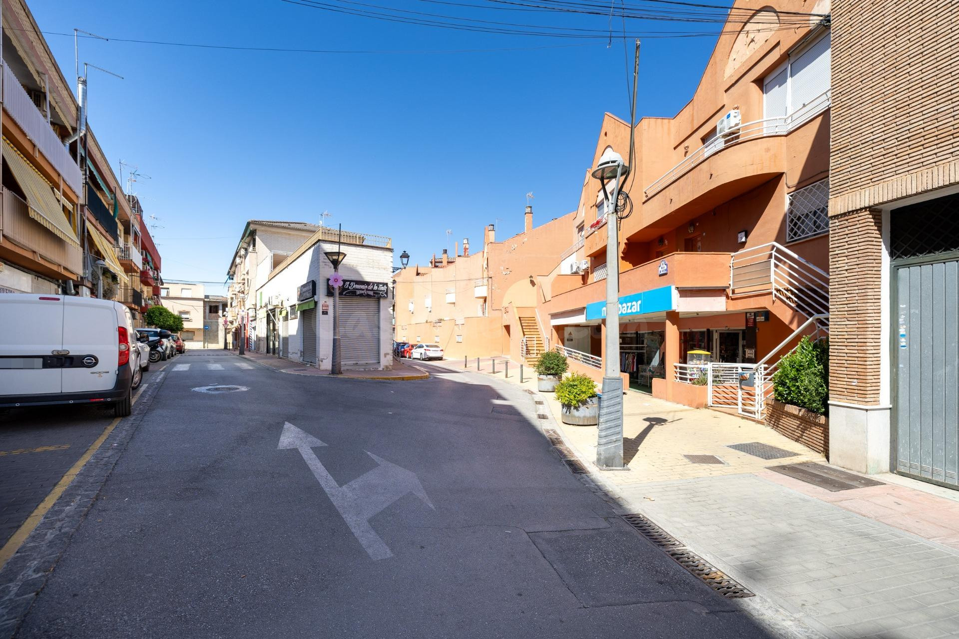 ¡¡¡AMPLIO Y CÉNTRICO LOCAL EN PELIGROS!!! VEN A VISITARLO - foto 4