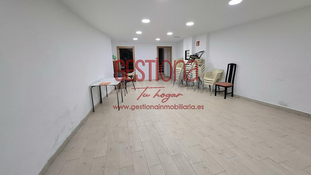 LOCAL COMERCIAL CON POSIBILIDAD DE REALIZAR VIVIENDA. RENEDO - foto 2