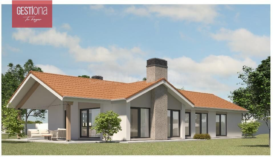 TERRENO URBANO. CON LICENCIA Y PROYECTO. ARNUERO