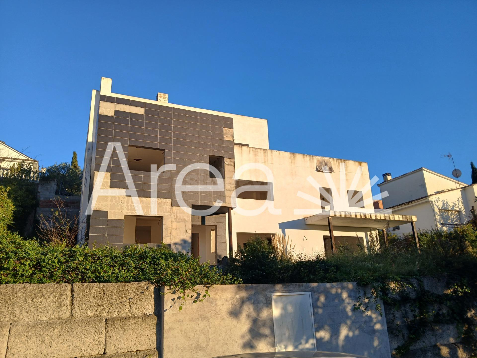 Chalet en Arenys de Mar (obra parada)