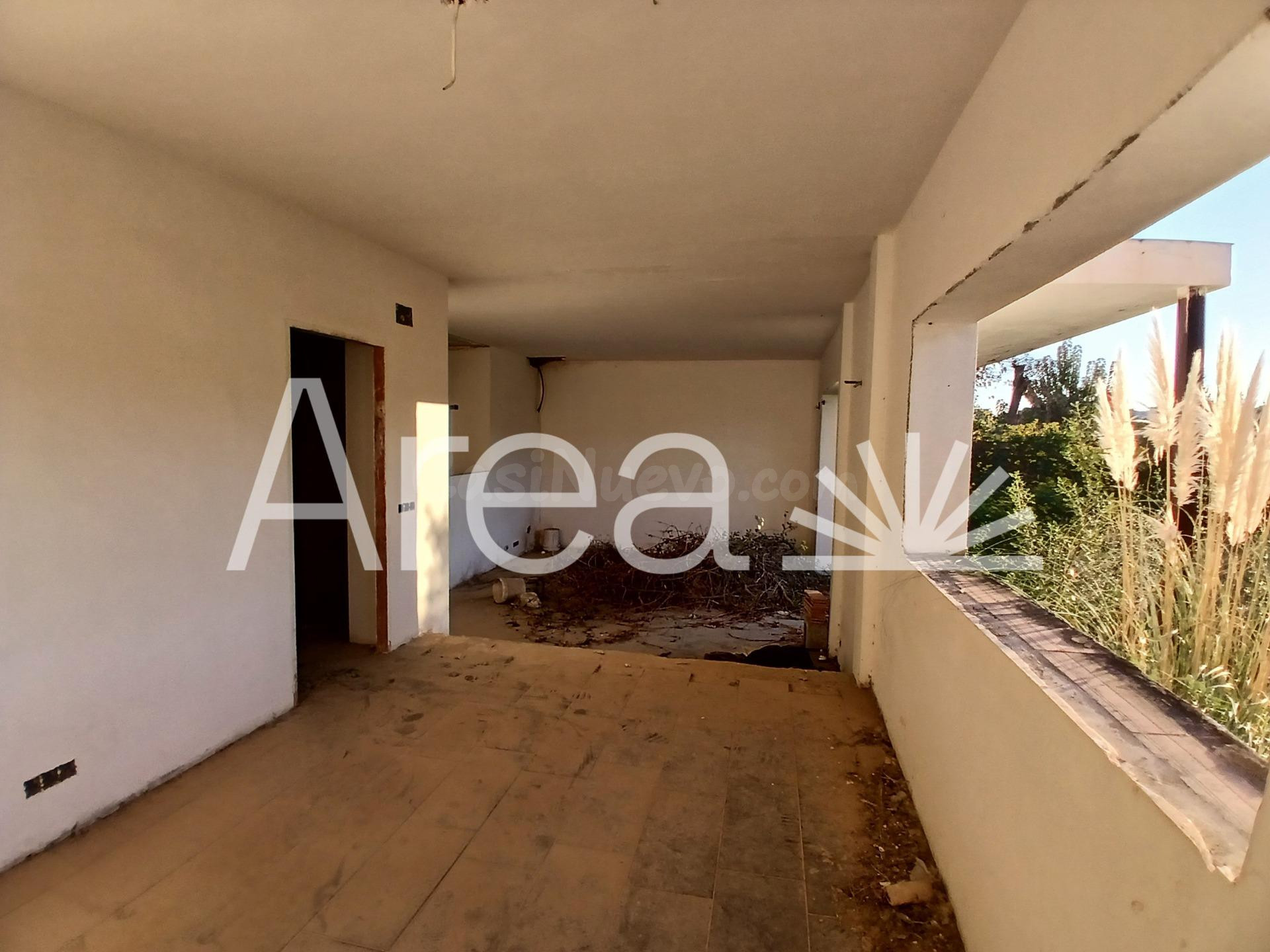 Chalet en Arenys de Mar (obra parada) - foto 4