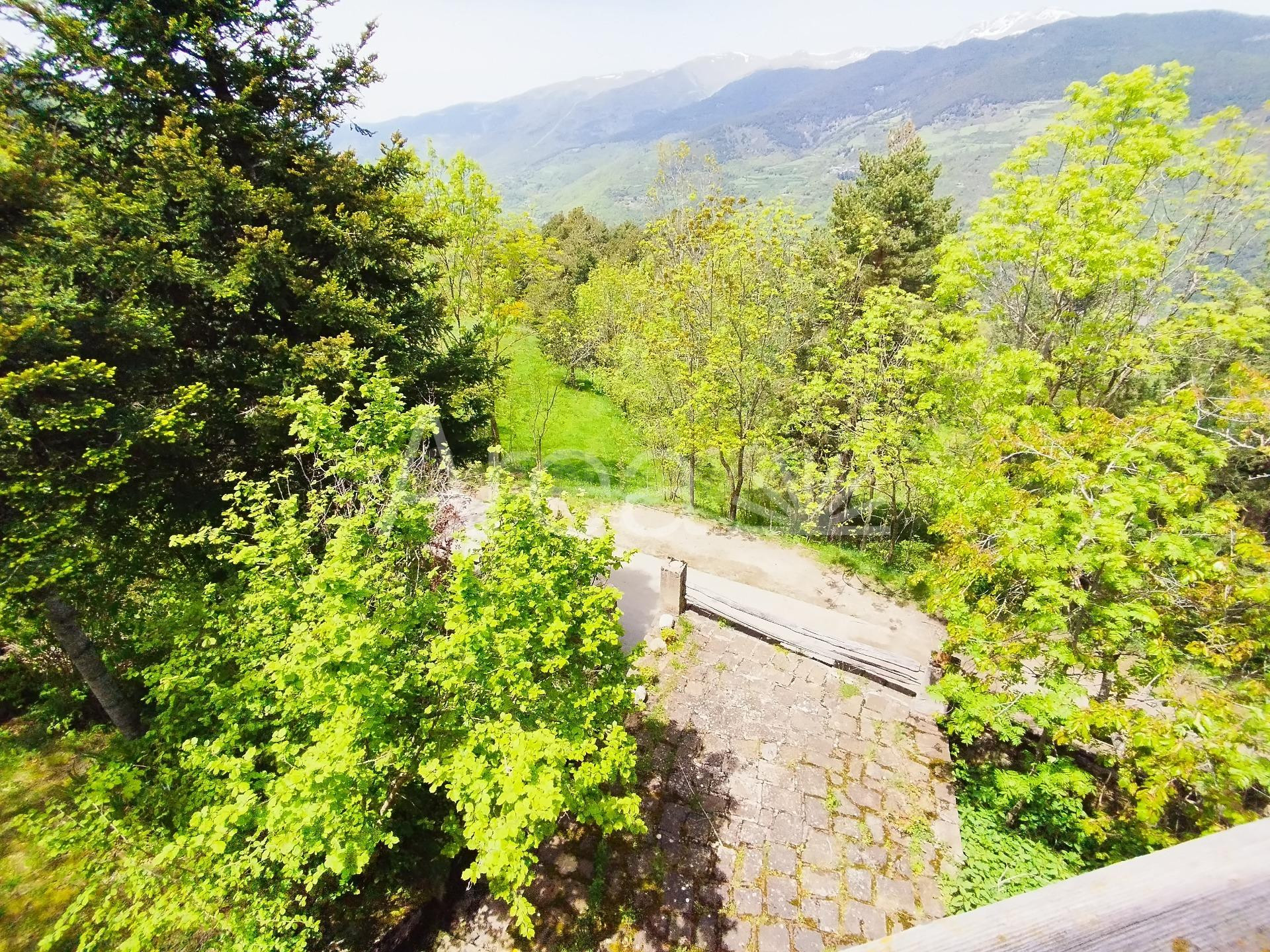 Xalet exclusivo con vistas panorámicas en Campelles (Girona) - foto 5