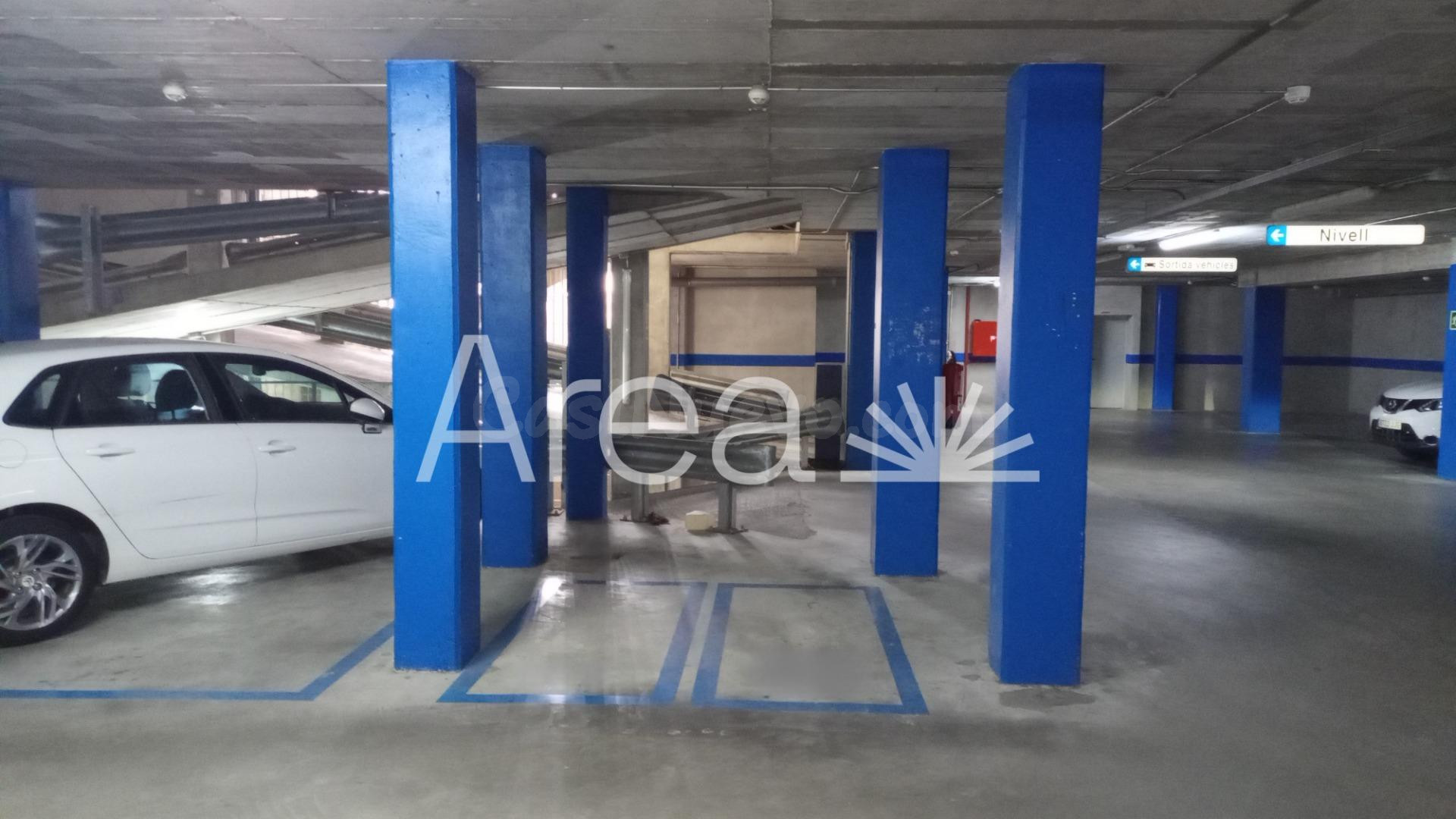 Plazas de parking moto Vilassar Dalt centro - foto 3