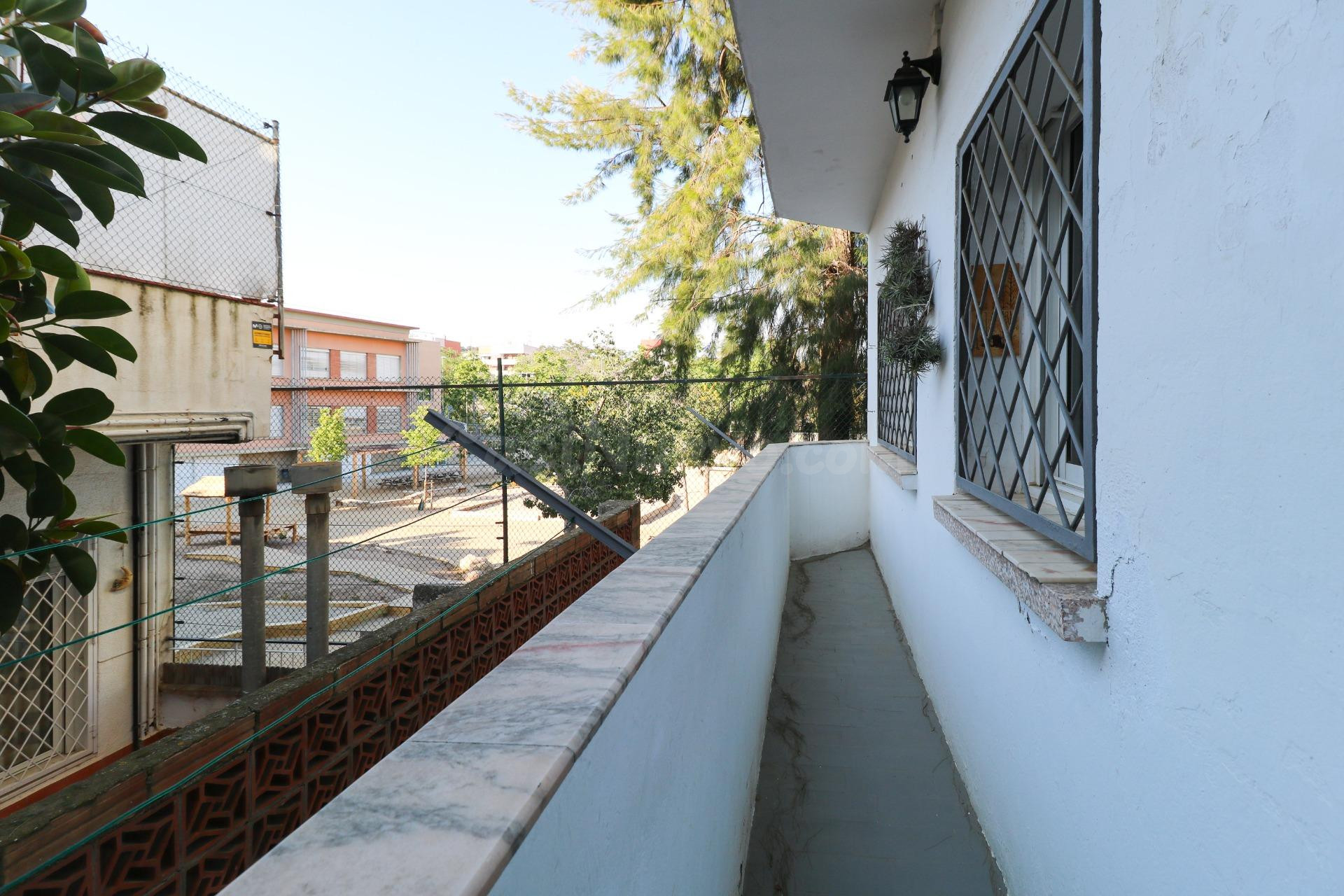 Junto a la Rambla con ascensor - foto 4